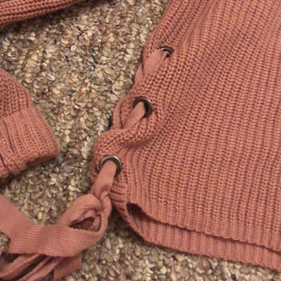 cropped sweater - Picture 2 of 3